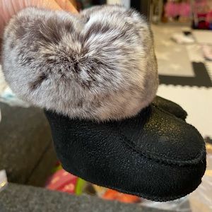 Newborn/baby Leather boots with chinchilla fur
